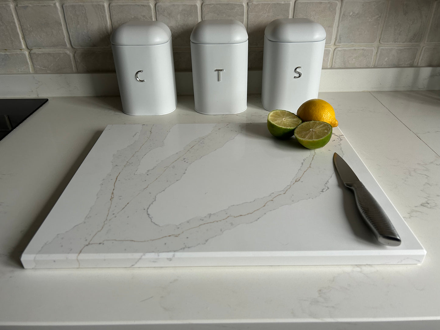 Calacatta Gold Quartz Stone Chopping Board