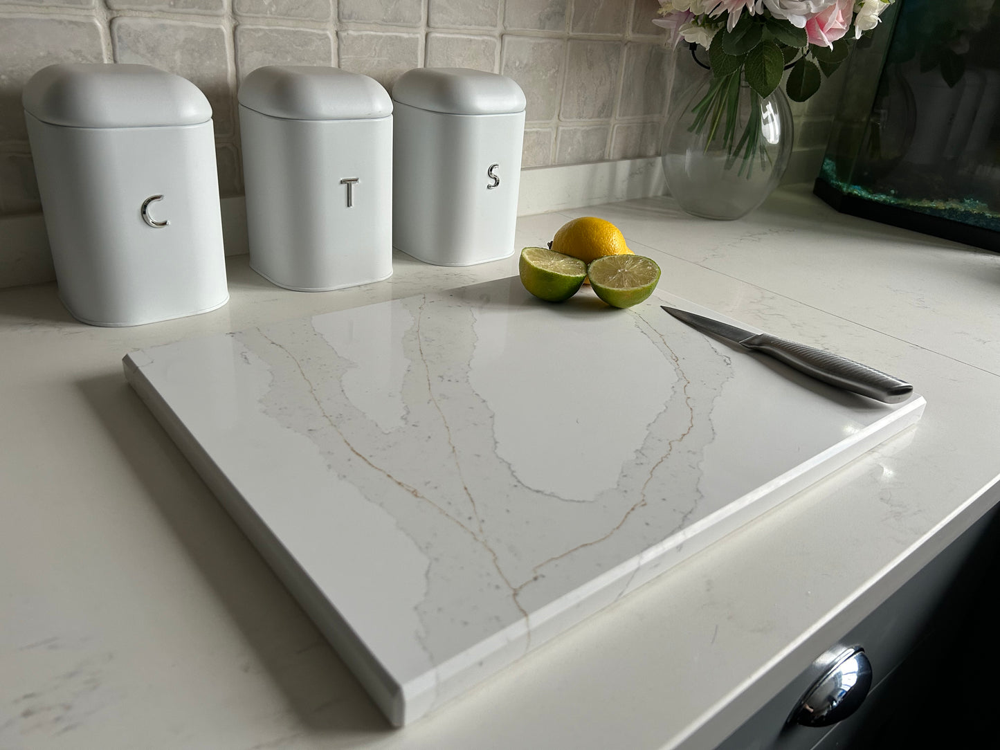 Calacatta Gold Quartz Stone Chopping Board