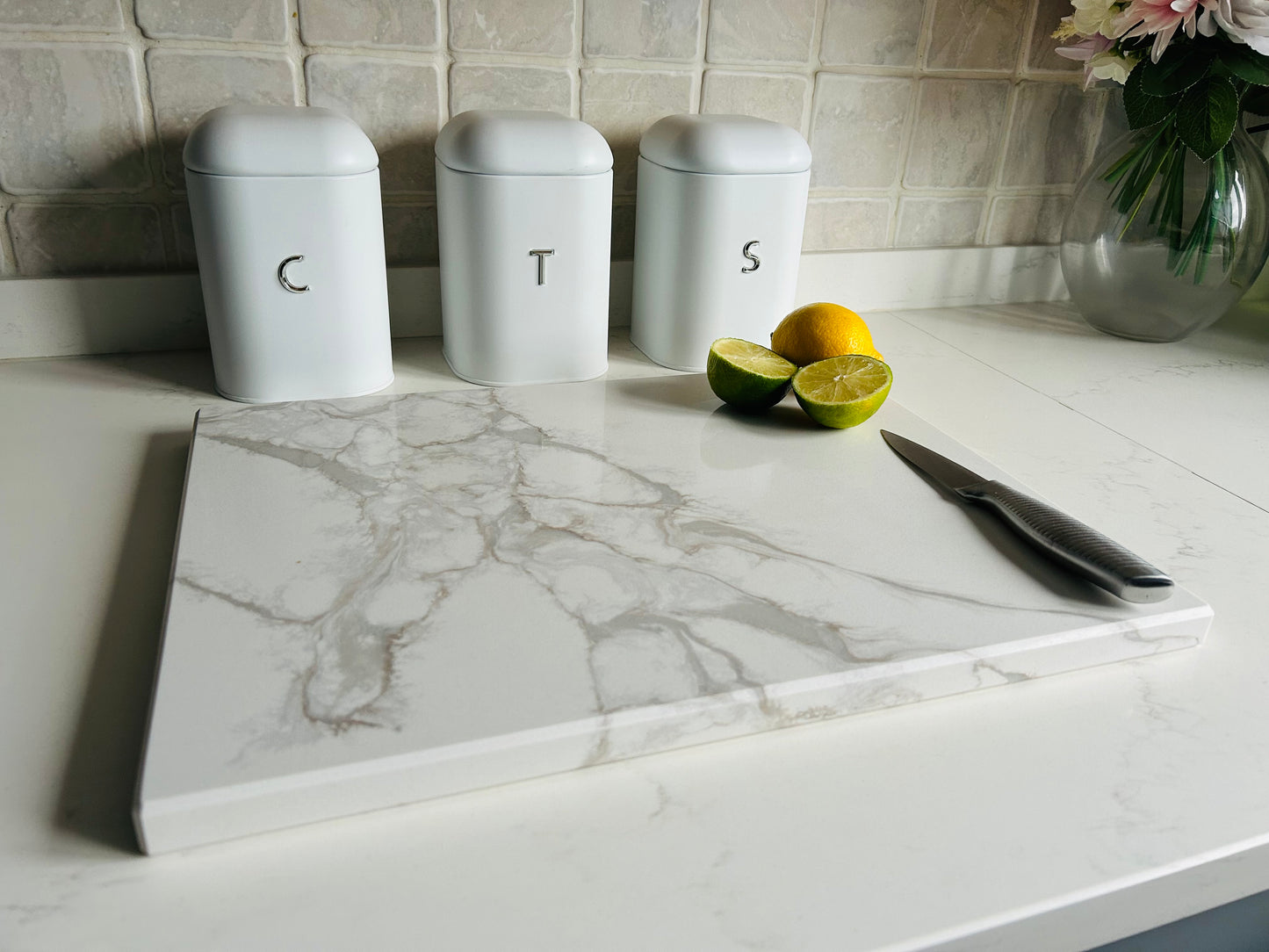 Calacatta Supreme Quartz Stone Chopping Board