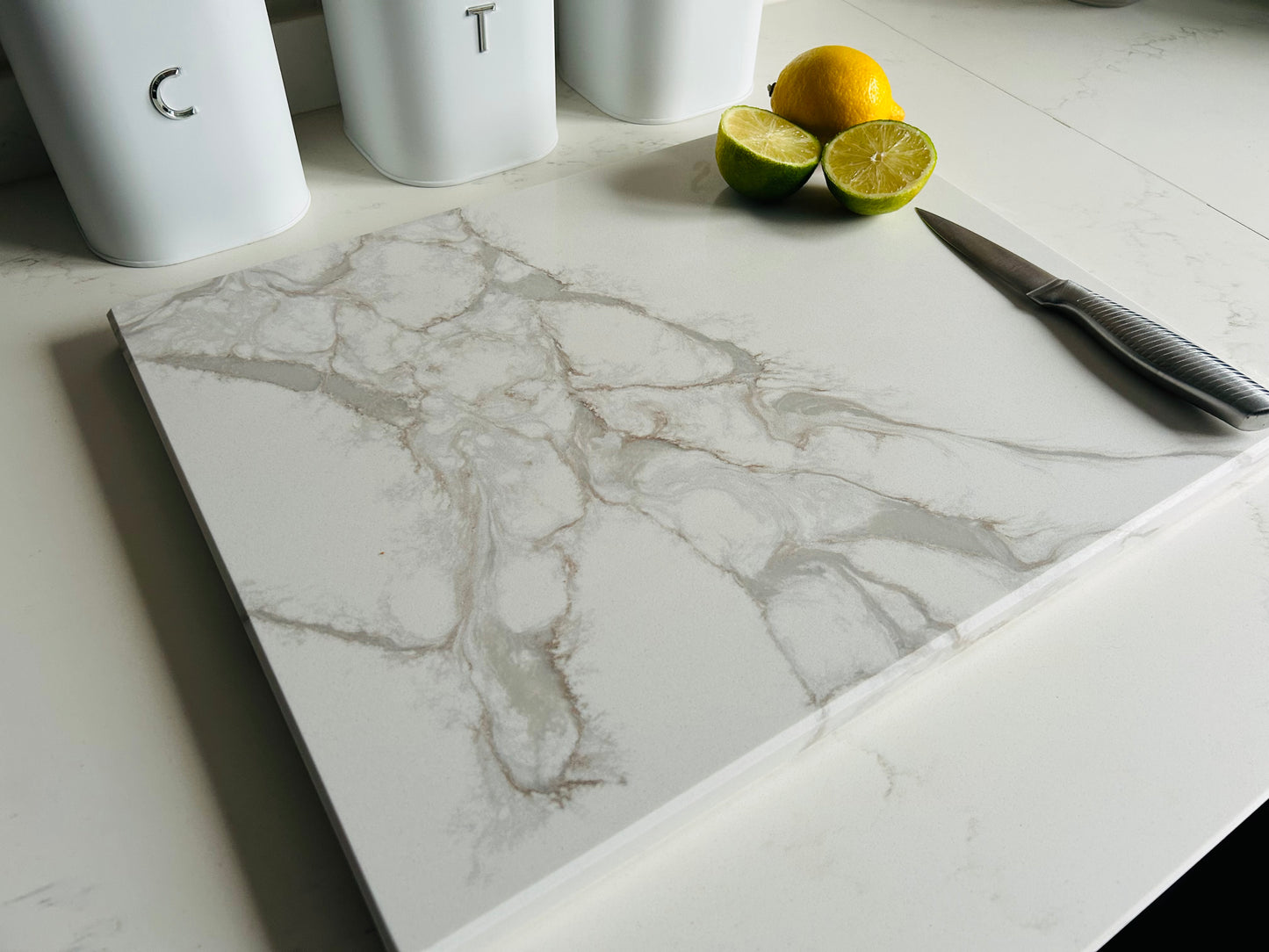 Calacatta Supreme Quartz Stone Chopping Board