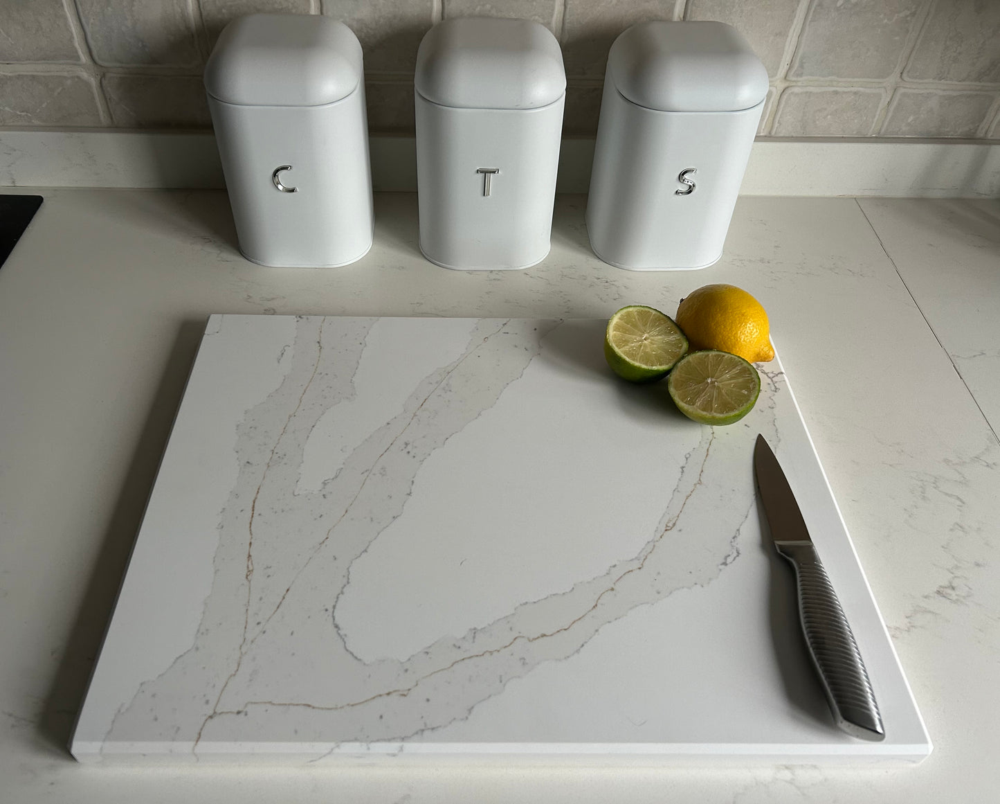 Calacatta Gold Quartz Stone Chopping Board